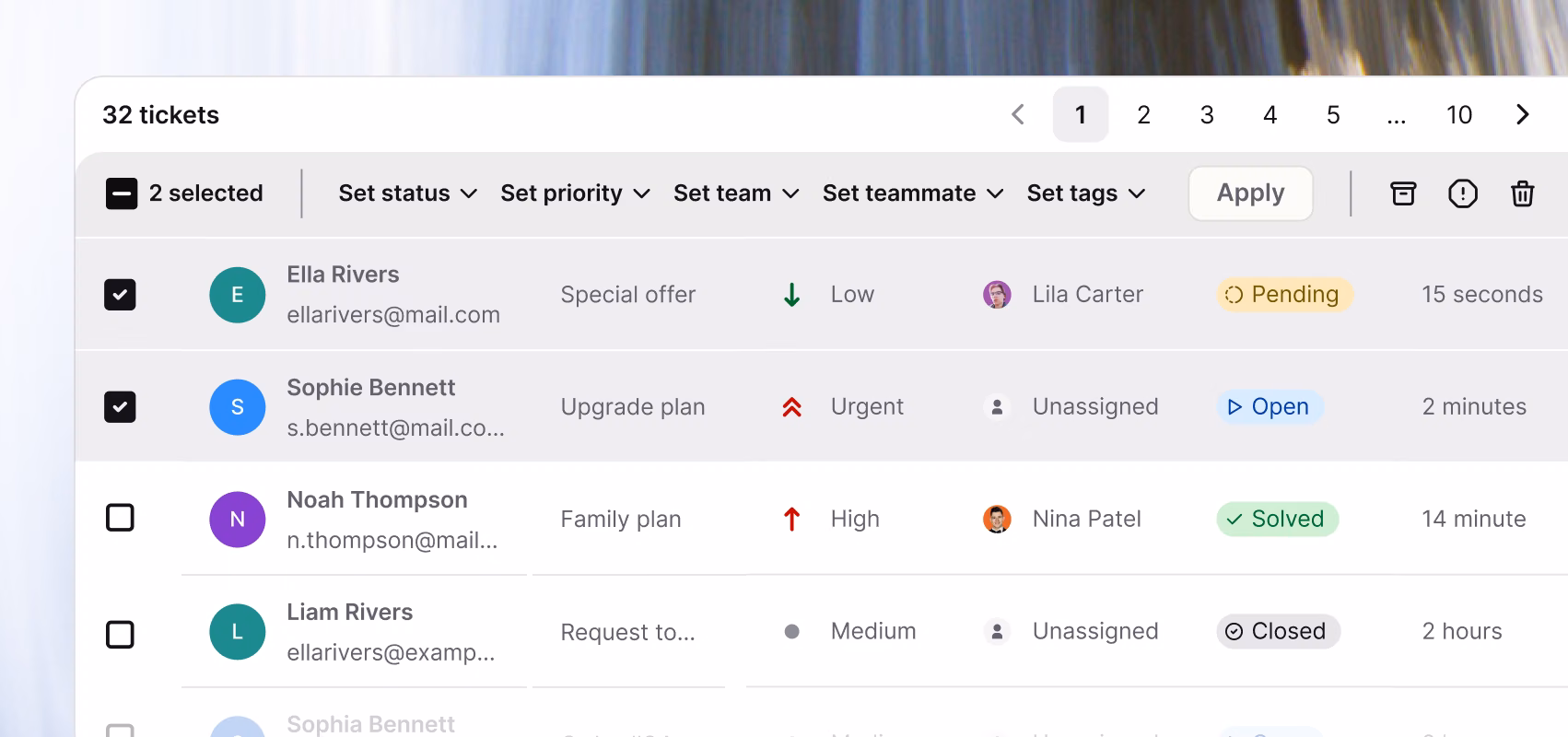 Ticket list with bulk actions to set status, priority, team, teammate, and tags across selected tickets